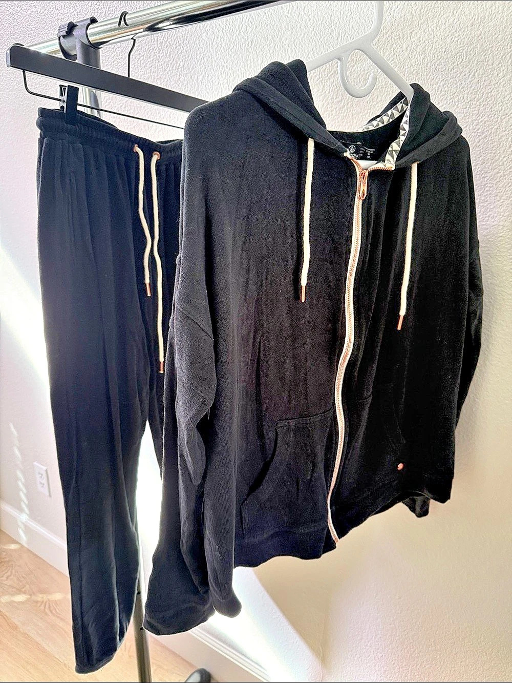 Volcom Lived In Lounge Zip Hoodie and Pants Set